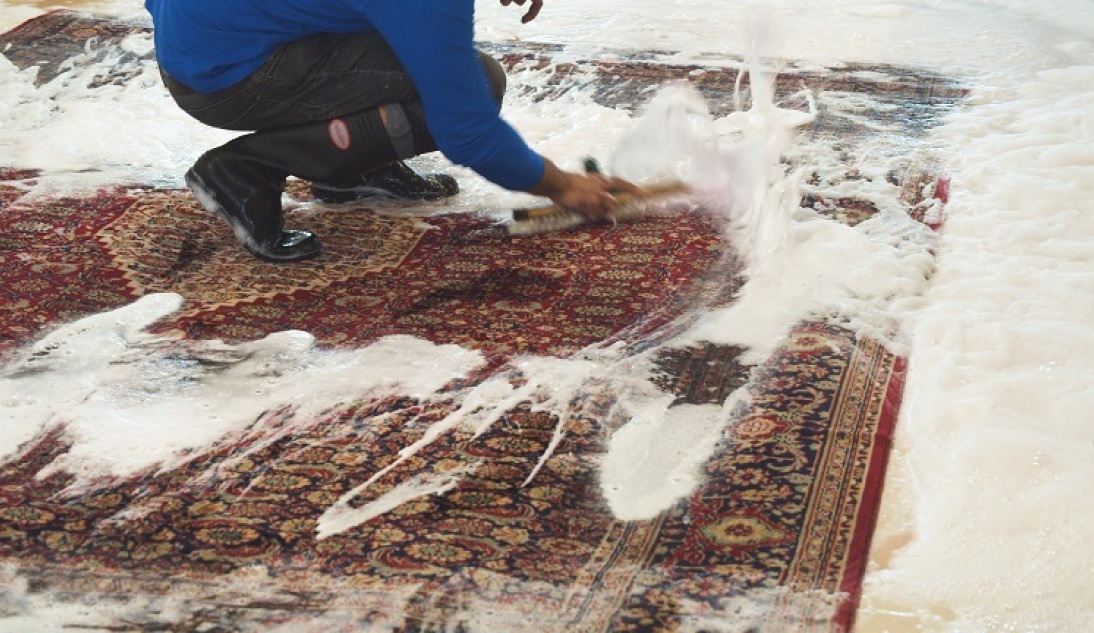 Teppichwäsche in Handarbeit